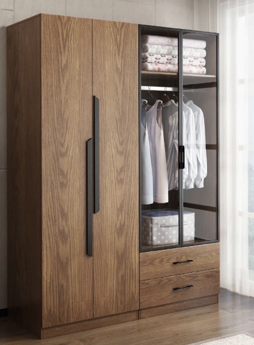 Bedroom Wardrobe Drs 704