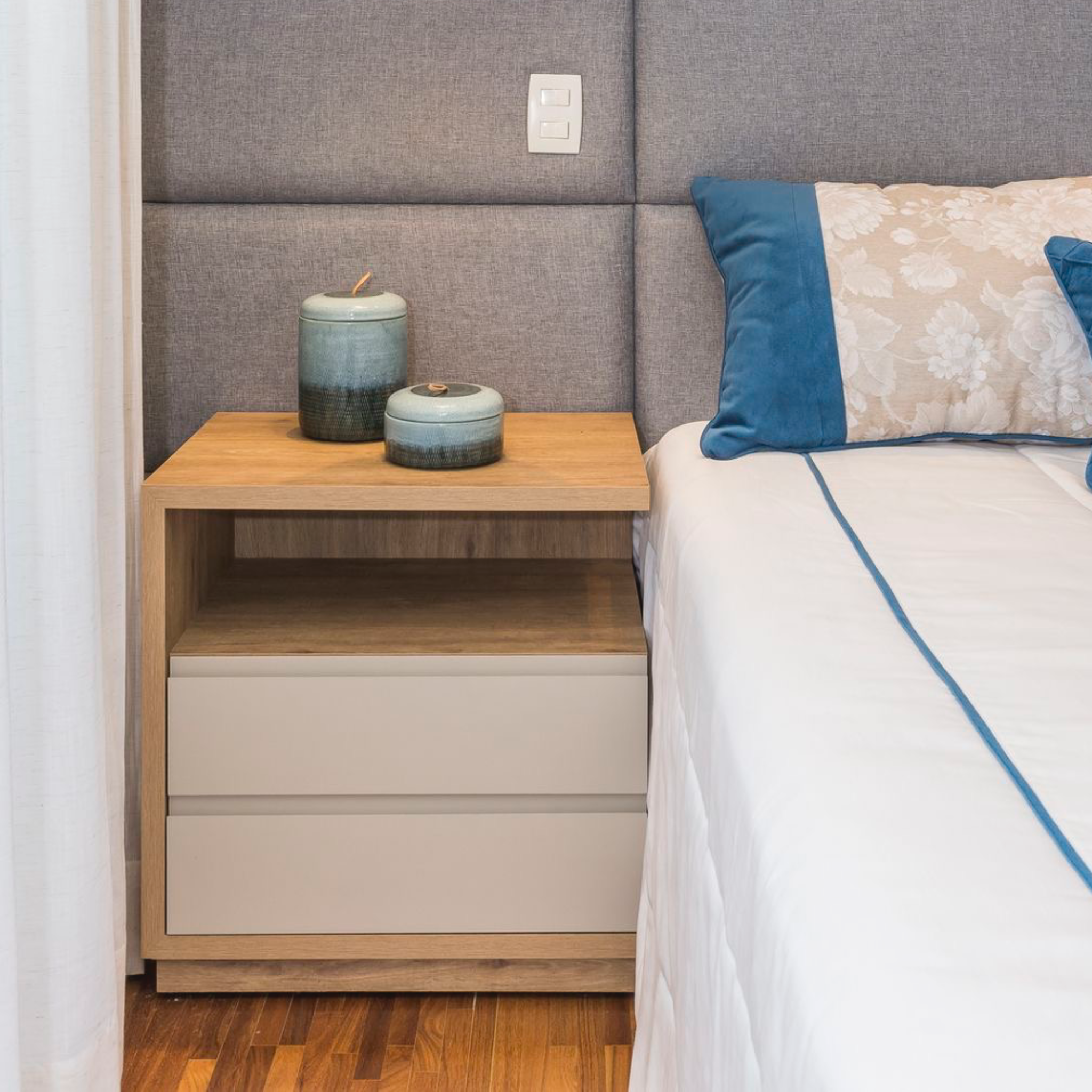 Modern Bedside Cabinet MBC 722